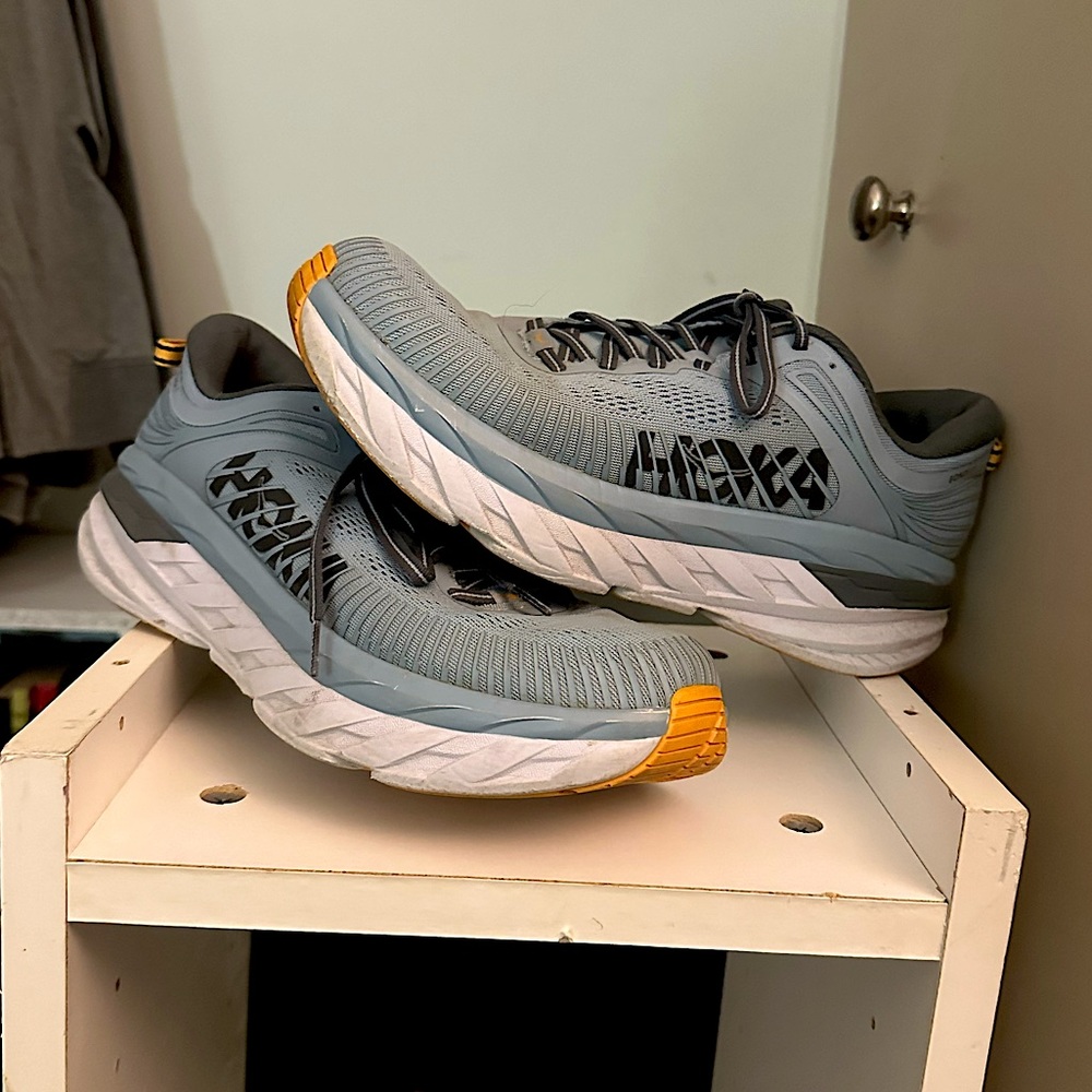 Men’s Hoka One One Bondi 7